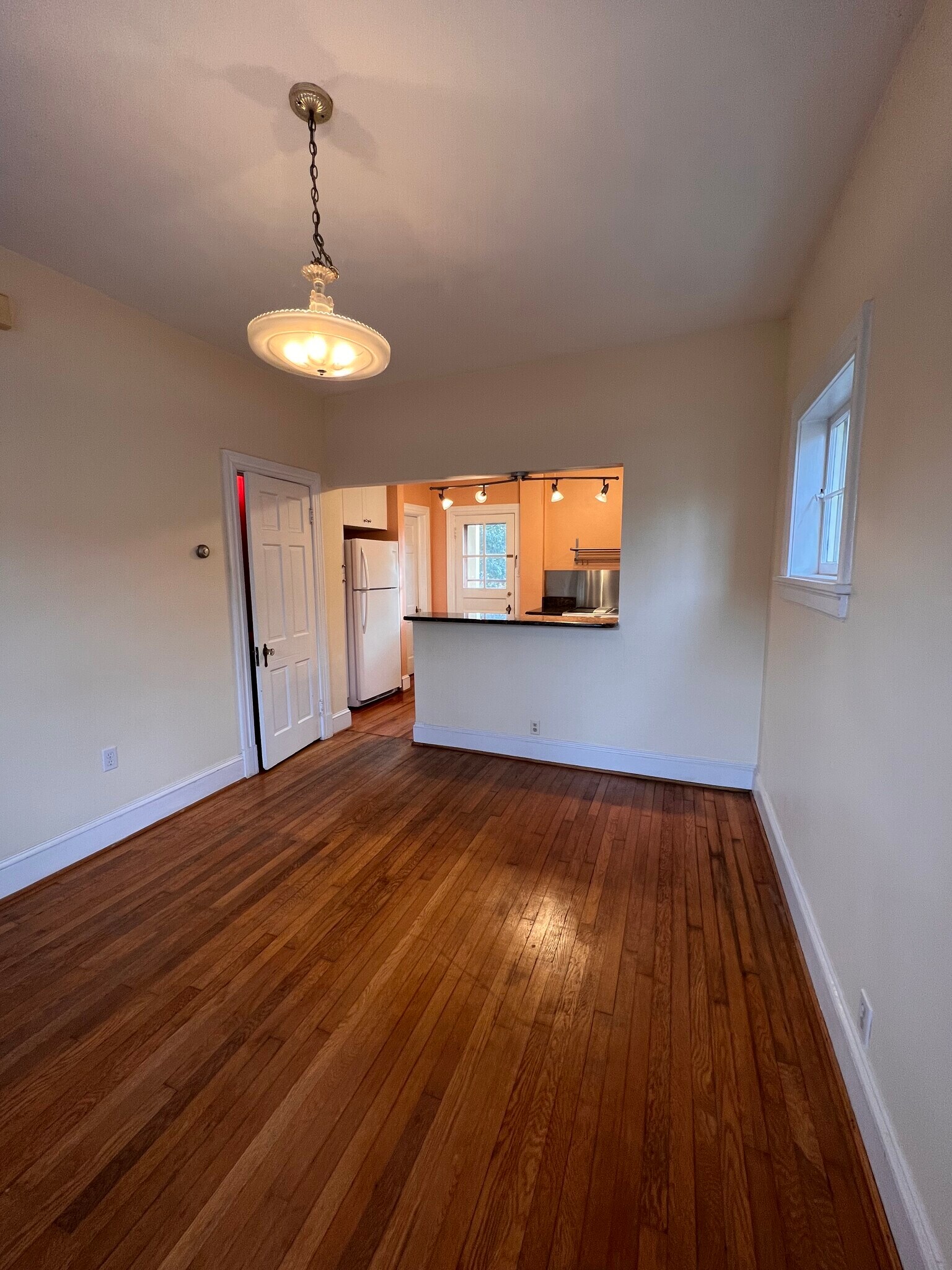 Building Photo - 3213 Condie St