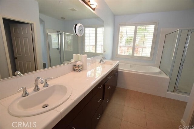 Building Photo - 425 Deodar St