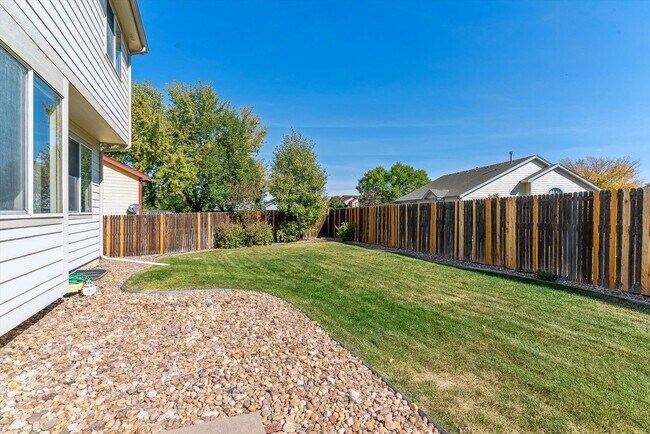 Building Photo - Spacious 3 Bed, 2.5 Bath Home In Sterling ...
