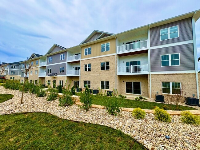Building Photo - 420 Capstone Dr