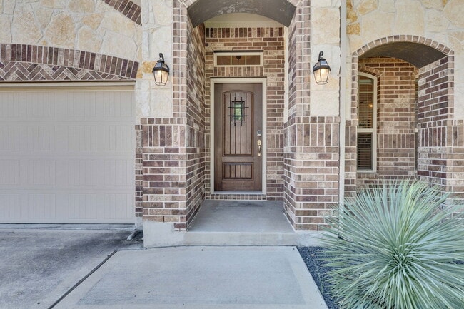 Building Photo - 120 Lily Turf Cove