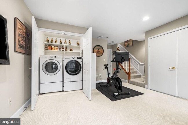 Building Photo - 4620 Knight Pl