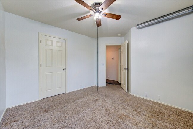 Building Photo - 14027 Coveney Dr