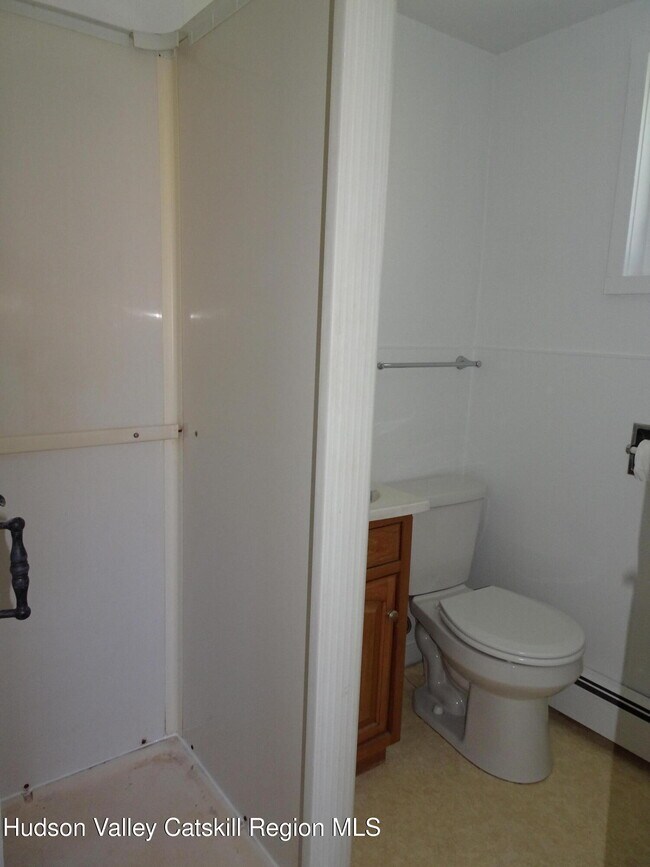Building Photo - 549 NY-23B