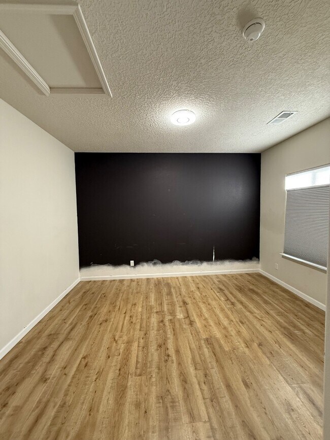 Building Photo - 12023 Pocono Rd SE