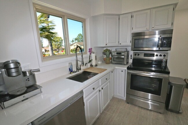 Building Photo - 1102 Turnstone Way