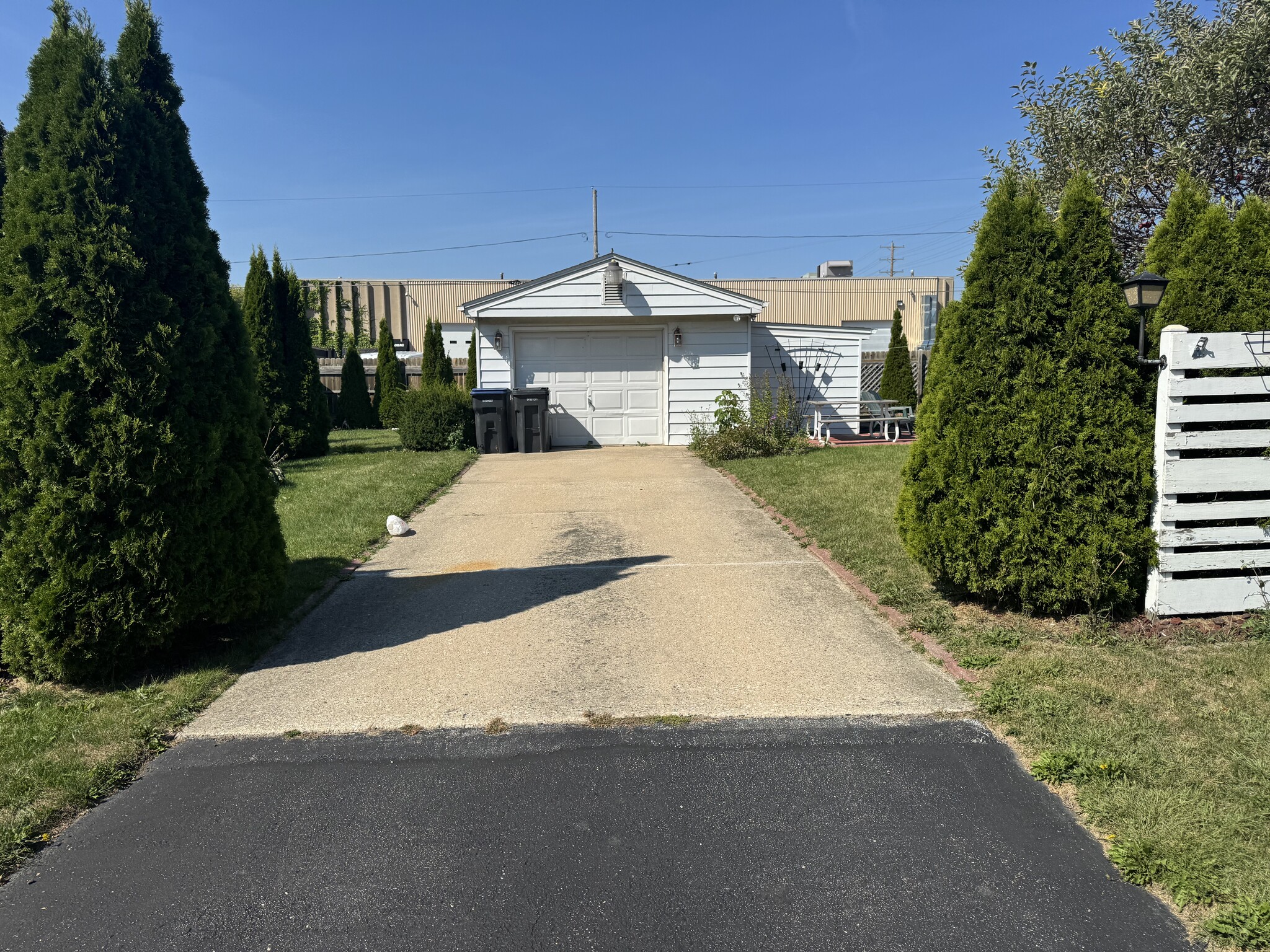 Driveway - 2009 Durand Ave