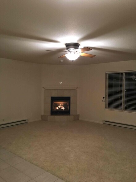 Primary Photo - 5185 Samuelson Rd