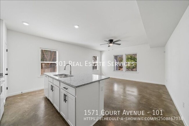 Building Photo - 1571 Court Ave