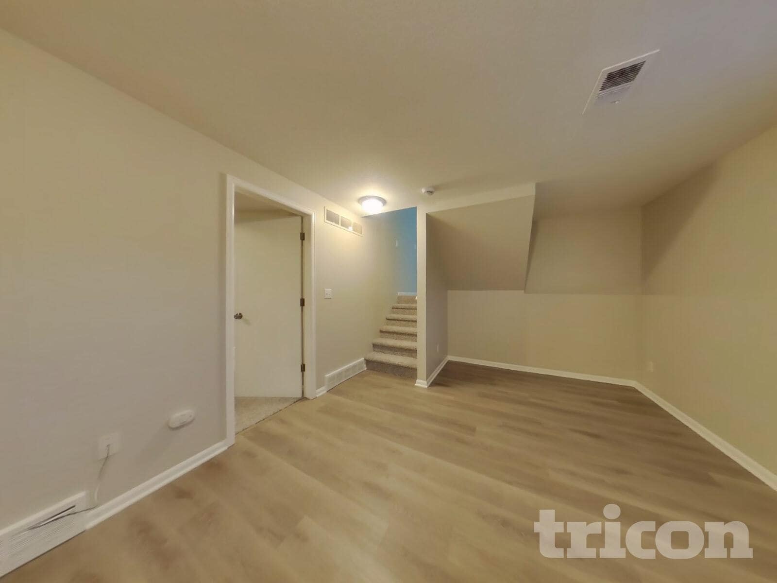 Building Photo - 308 N 46th Ave