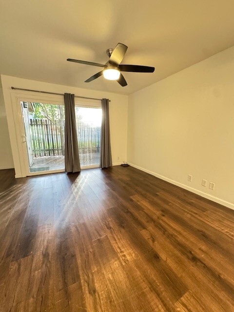 Building Photo - 5434 Roundtree Ct