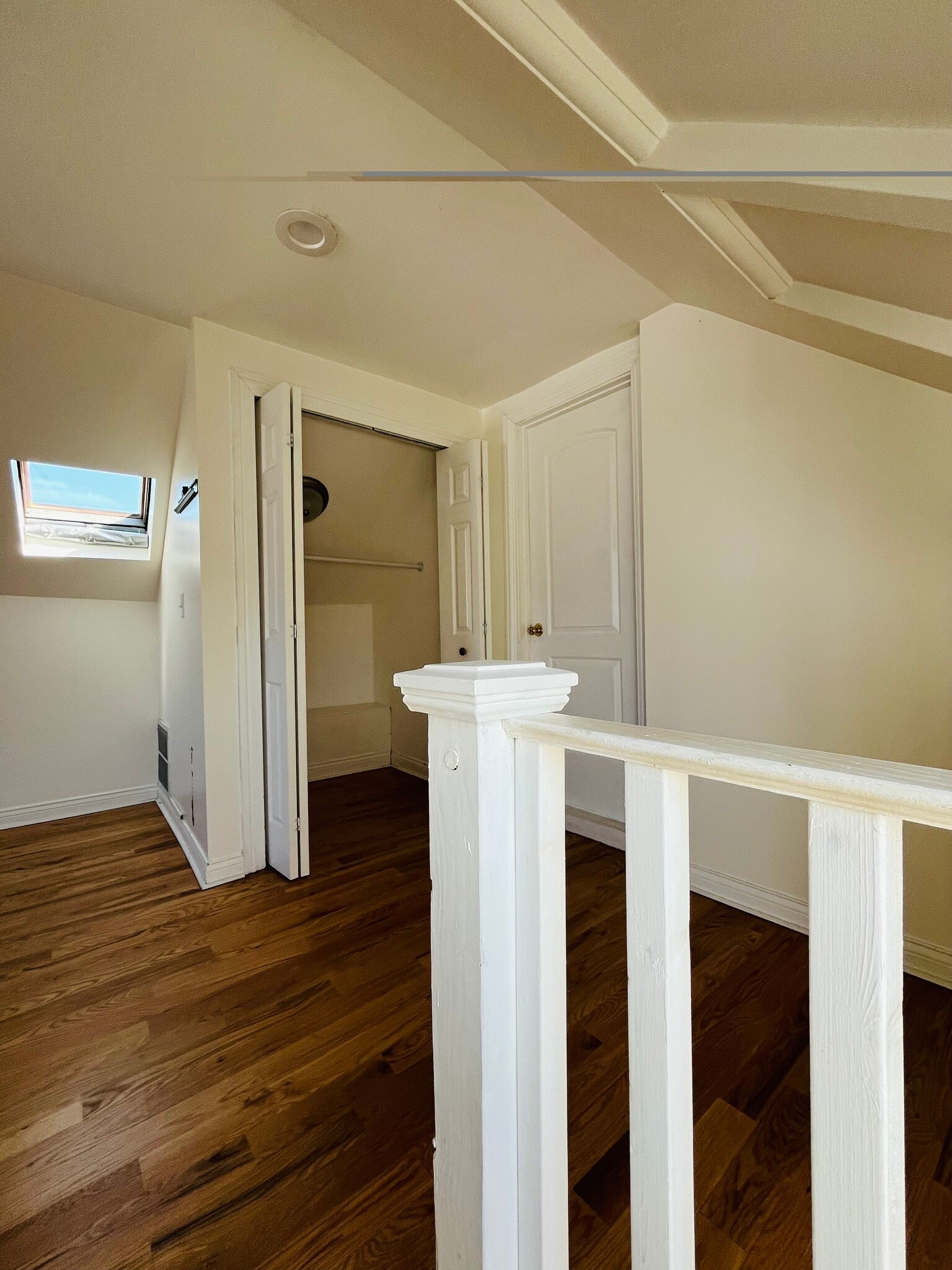 Building Photo - 2318 W 19th St