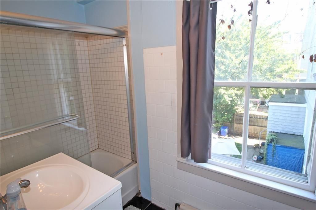 Building Photo - 32 Ann St