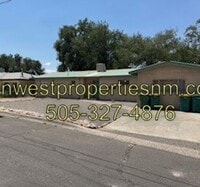 Building Photo - 3 Bedroom, 1 Bath House