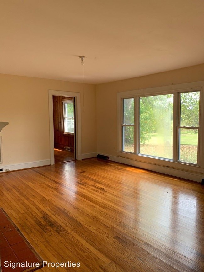 Building Photo - 2 br, 1 bath House - 2016 Love Shop Road