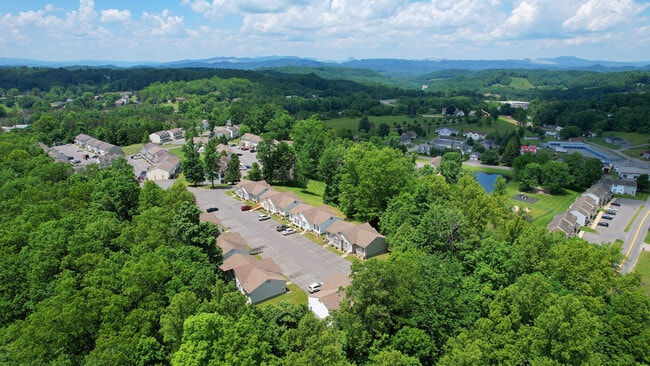 Floorplan - Cranberry Woods Townhomes