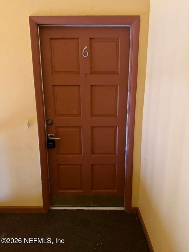 Building Photo - 3864 La Mirada Dr N