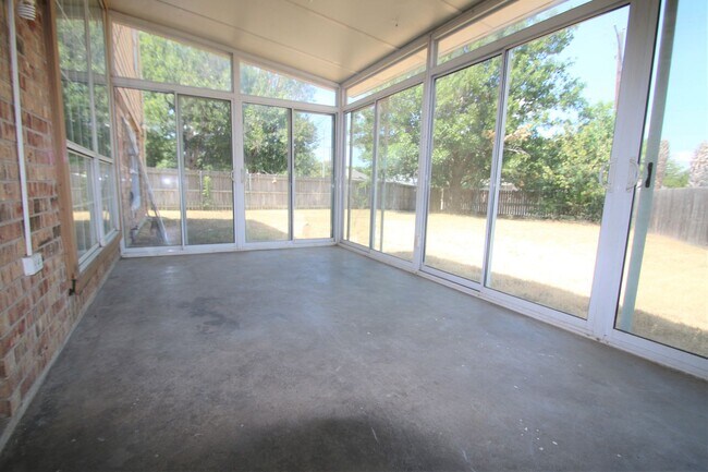 Building Photo - 3412 Derby Ct