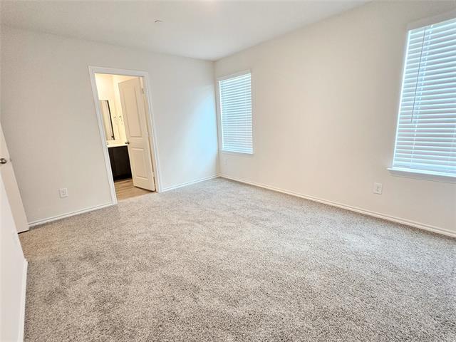 Building Photo - 213 Arbor Dr
