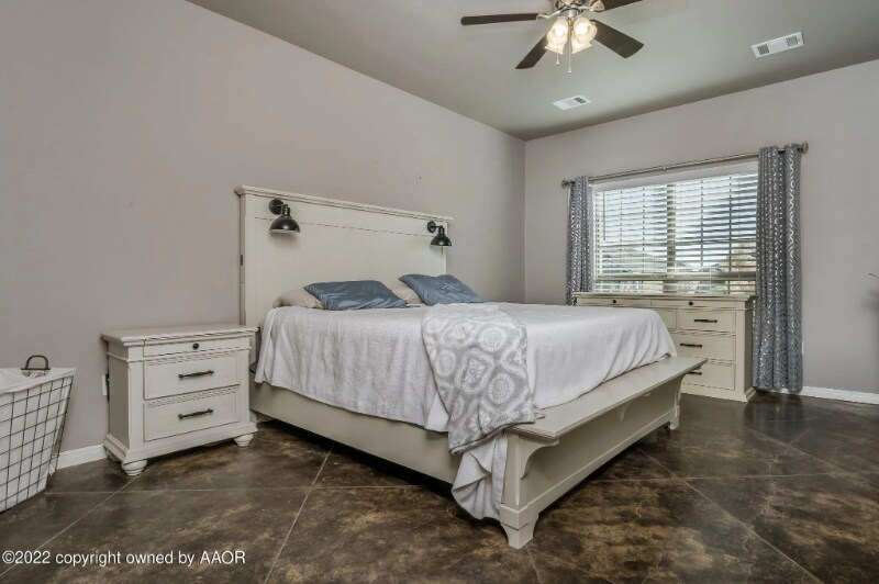 Building Photo - 9308 Sydney Dr