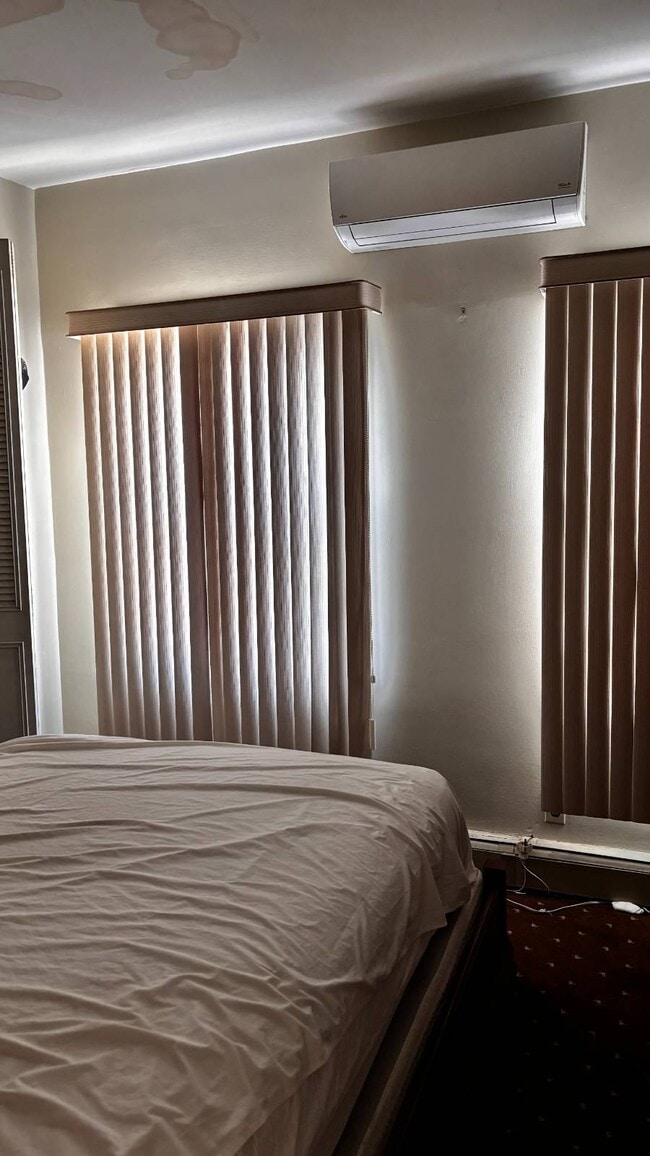 Building Photo - 86-08 144th St