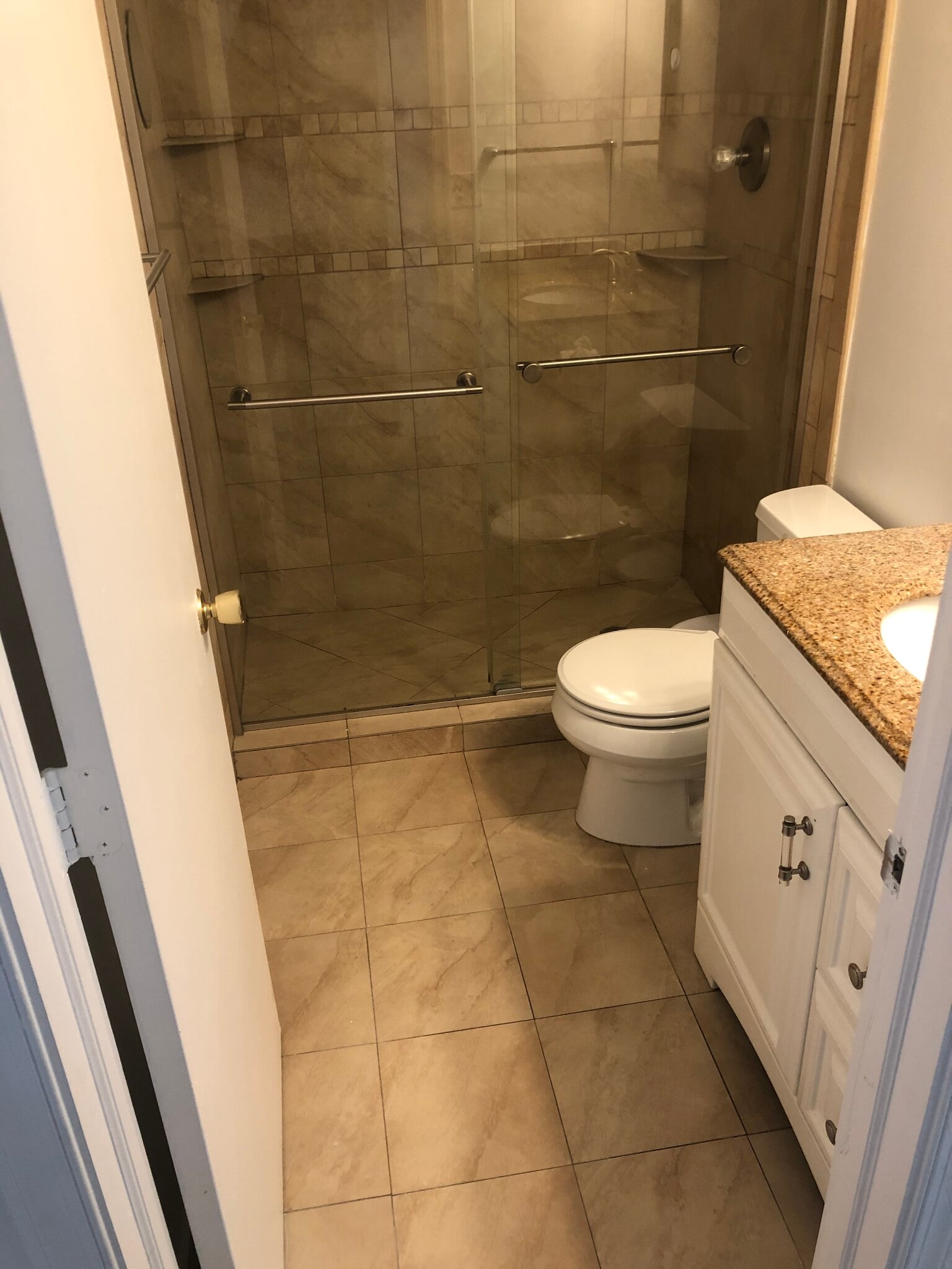 Building Photo - 866 SW 9th Street Cir