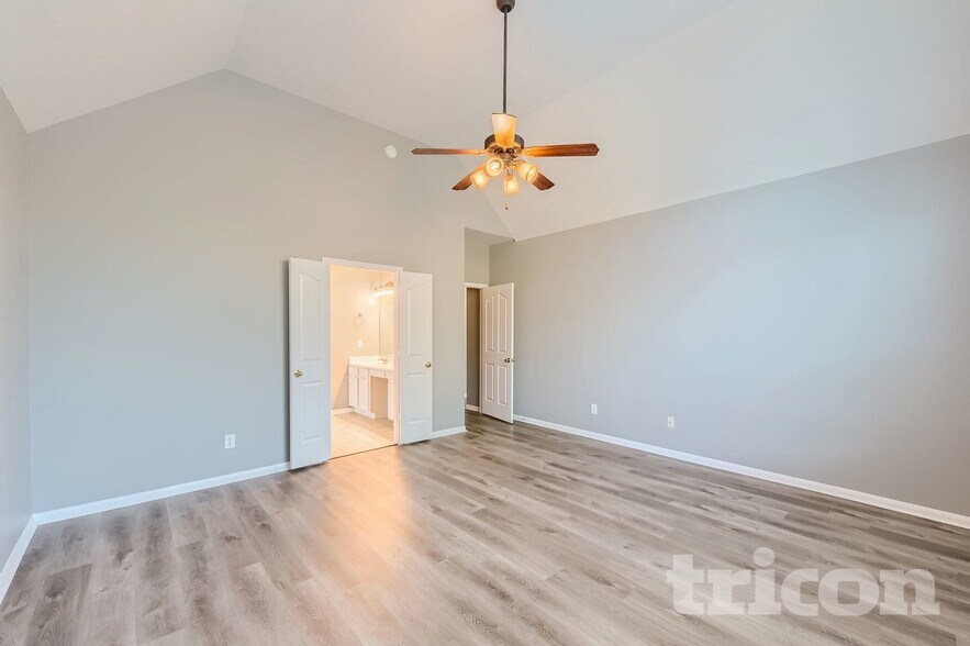 Building Photo - 7506 Parkcross Pl