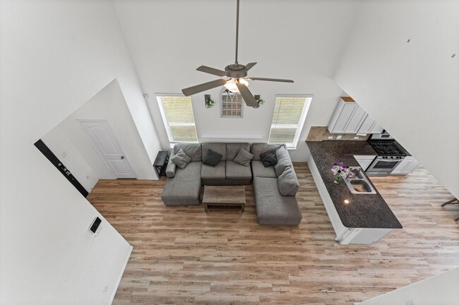 Building Photo - 26003 Amber Pearl Dr