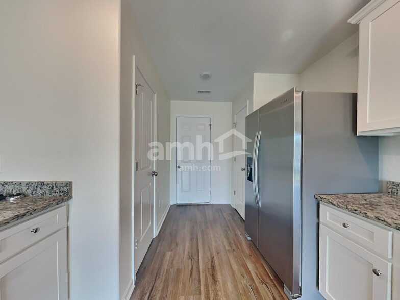 Building Photo - 6030 Mason Tucker Dr