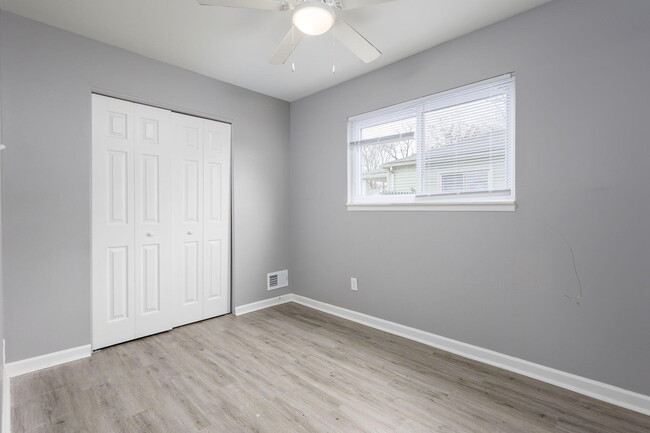 Building Photo - 13679 Sidonie Ave