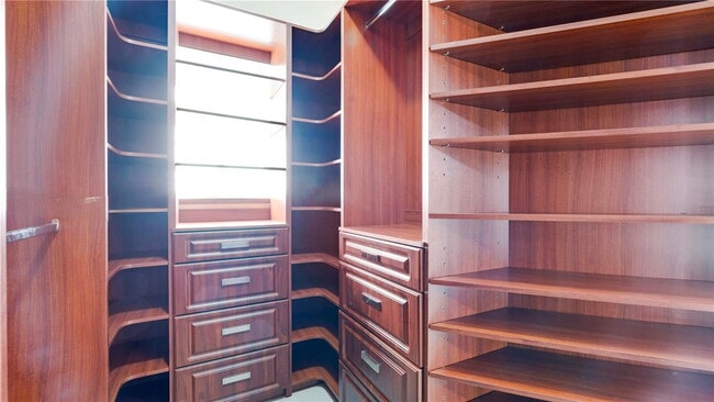 Building Photo - 17994 NW 87th Pl