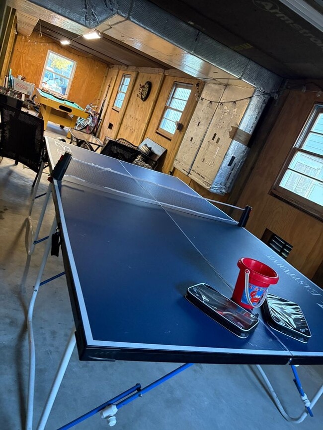 Building Photo - 2 Bedroom 2 Bath (+Bonus Bedoom) in Kill Devil Hills