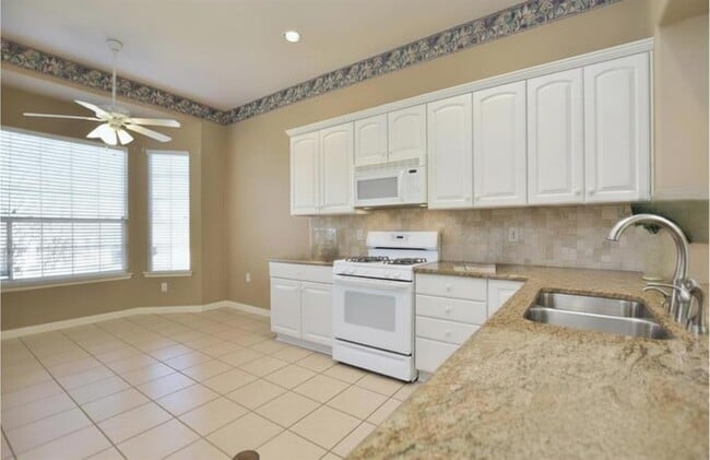 Building Photo - 111 Purple Sage Dr