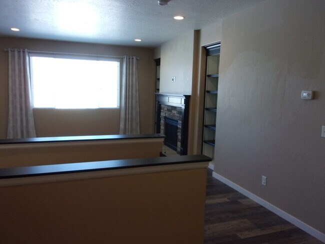 Building Photo - 371 E 2200 S