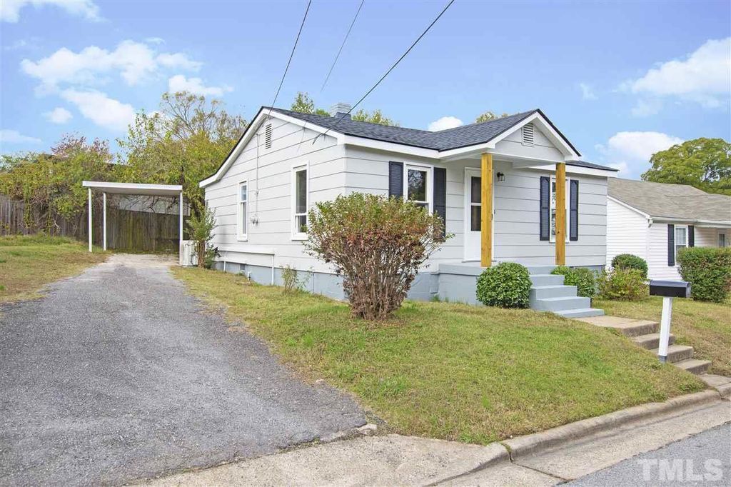 Building Photo - 520 Commonwealth St