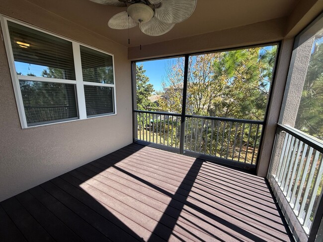 Building Photo - Stunning 4/3 Home in Winter Garden