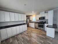 Building Photo - 46000 Geddes Rd