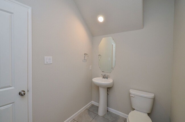 Building Photo - 4015 Prairie Landing Ln