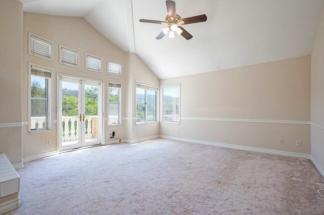 Building Photo - 11718 Windcrest Ln