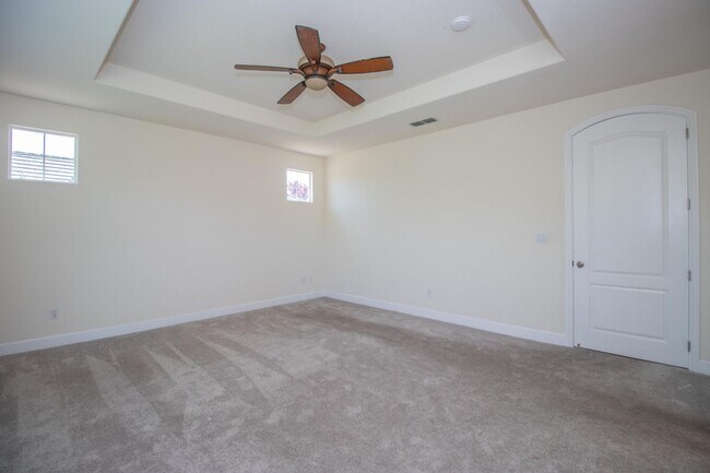 Building Photo - 4 Bedroom 3 Bathroom House | AMSI | Alexandr Metlinski