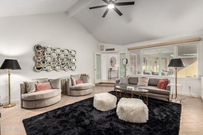 Building Photo - 14425 N Coral Gables Dr
