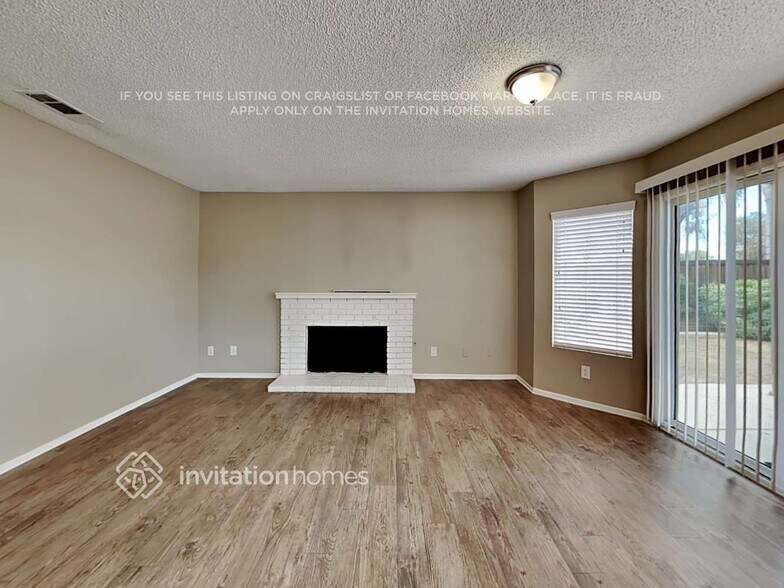 Building Photo - 27683 Camino Bella