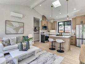 Building Photo - 200 Mountain View Ave