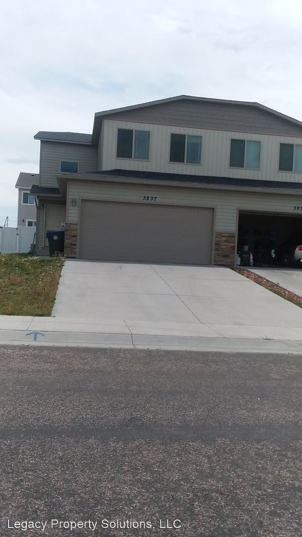 Primary Photo - 3 br, 2.5 bath House - 3837 Fire Walker Trail