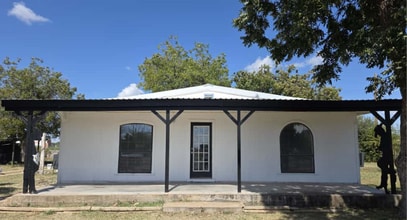 Building Photo - 500 W 47th St