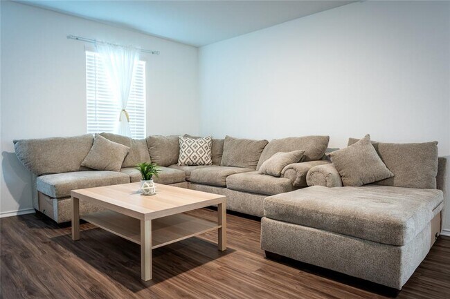 Building Photo - 406 Halfmoon Dr