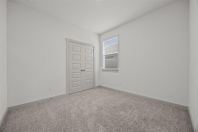 Building Photo - 231 Lavaca River Ln