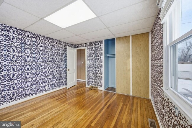 Building Photo - 3413 Yardley Dr