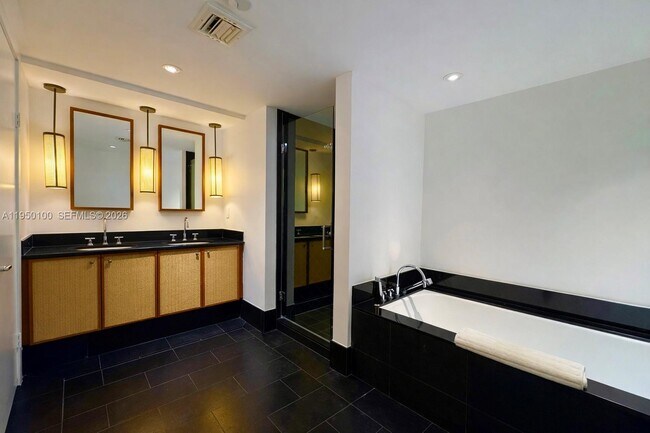 Building Photo - 101 20th St