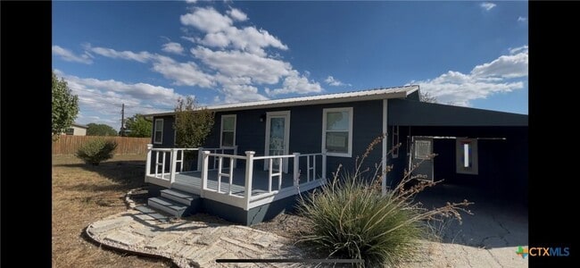 Primary Photo - 761 Geronimo Dr